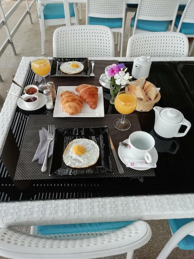 Union Amicale Corse Dakar Hotel Ngoại thất bức ảnh